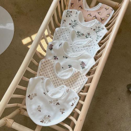 用品厂3年babiubo品牌相似跨境新款儿童餐盘 婴儿硅胶餐盘喂养辅食碗